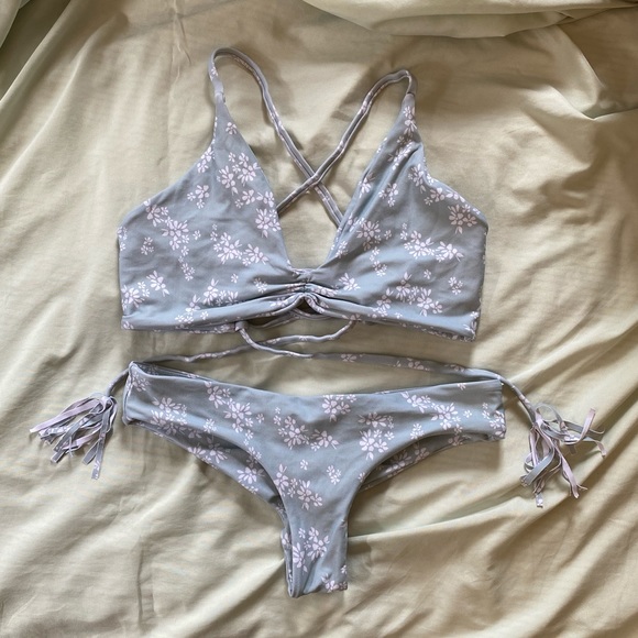 SOLD - Picture 1 of 4